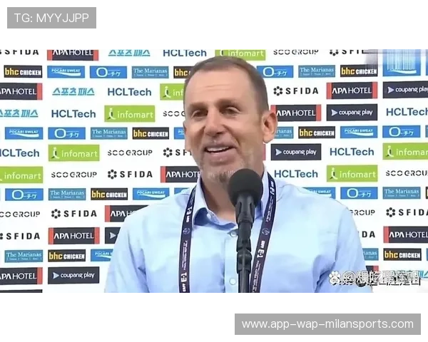 国足主帅接受媒体采访，国足主帅接受媒体采访了吗