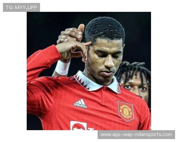 曼联青训新星展现潜力，球队未来有望重回巅峰